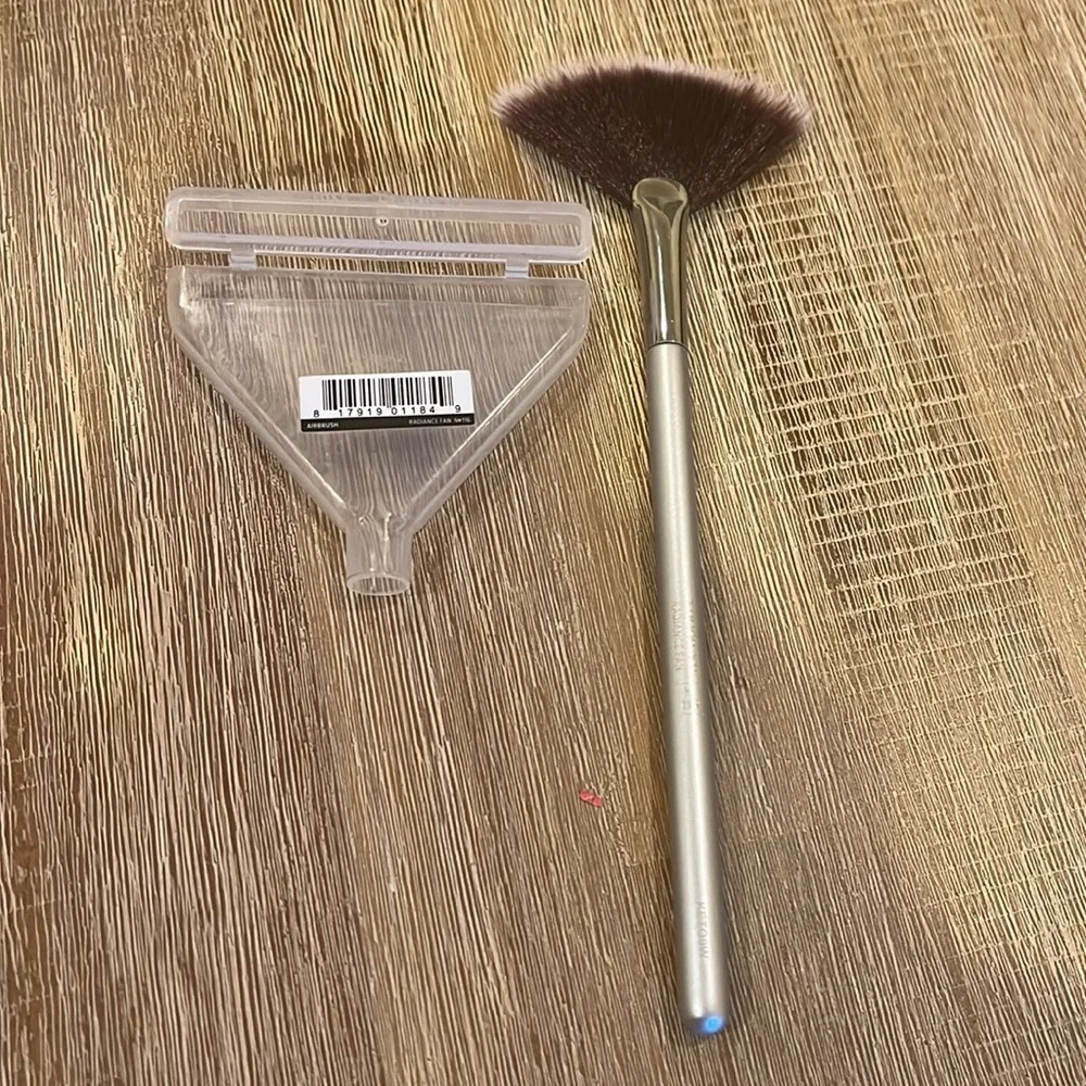 It Brushes for Ulta Fan Brush
